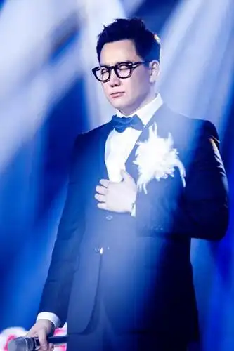 韩国第一嗓音郑淳元将献唱爱与韩流音乐嘉年华