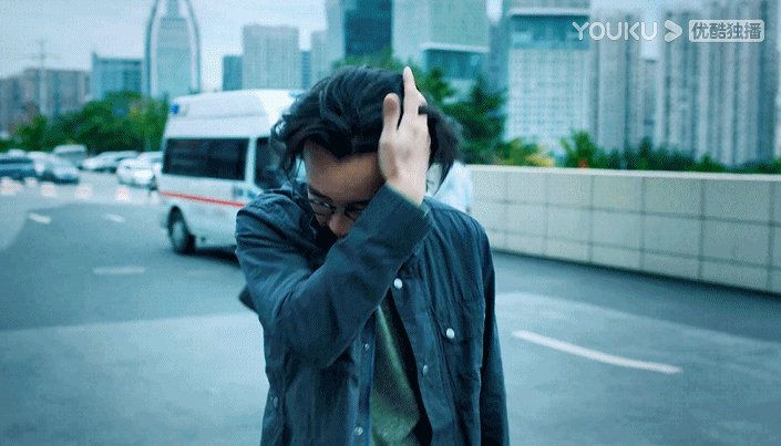 原创刘皇叔蹦迪万物皆可于和伟这位新晋叔圈顶流到底有什么魔力