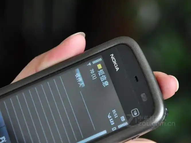 诺基亚第一款触屏手机(诺基亚第一款触屏手机铺货量)