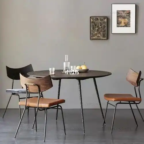 原版北欧表情侘寂风进口实木橡木餐桌圆桌