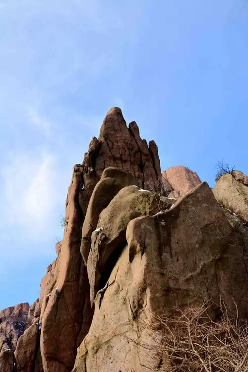 崂山巨峰的奇峰异石