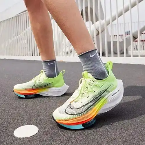马拉松破二跑鞋air zoom alphafly next%缓震纤维气垫真碳网面鞋 破2