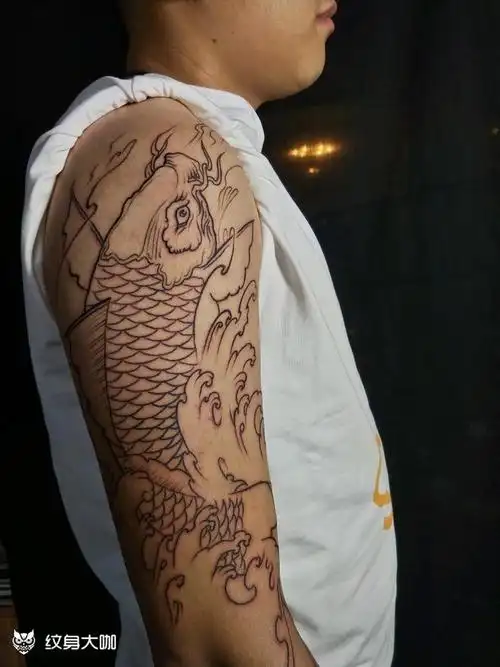 鲤鱼线条完成_纹身图案手稿图片_郑丽丽的纹身作品集