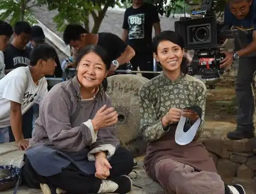 电影《沂蒙红嫂俺的娘》山东沂南热拍 李幼斌萨日娜主演