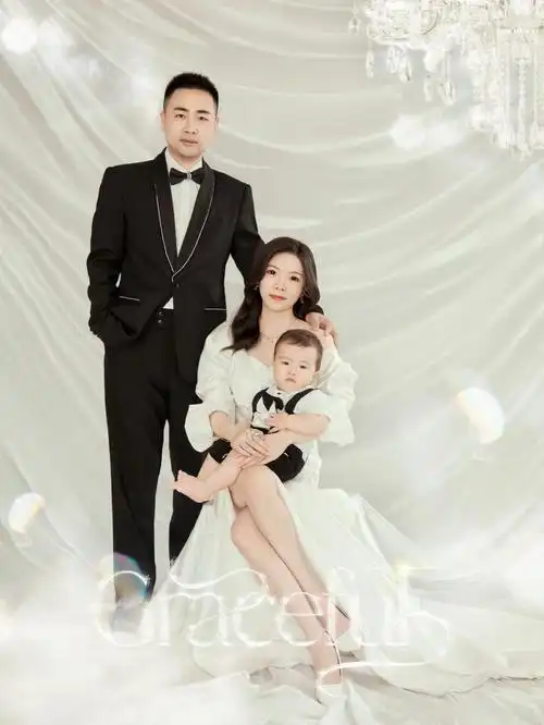 海马体照相馆首映礼家庭店