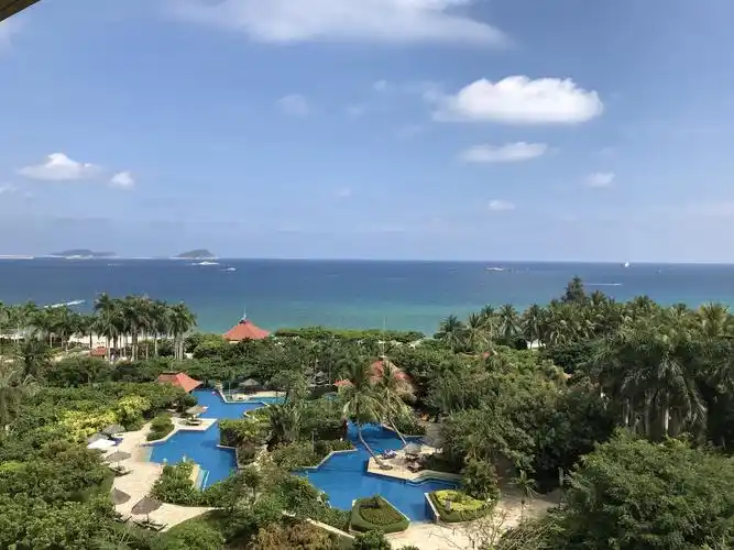 亚龙湾万豪度假酒店