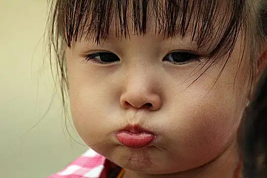 女孩,调皮,撅嘴,不开心,鬼脸,无肖像权