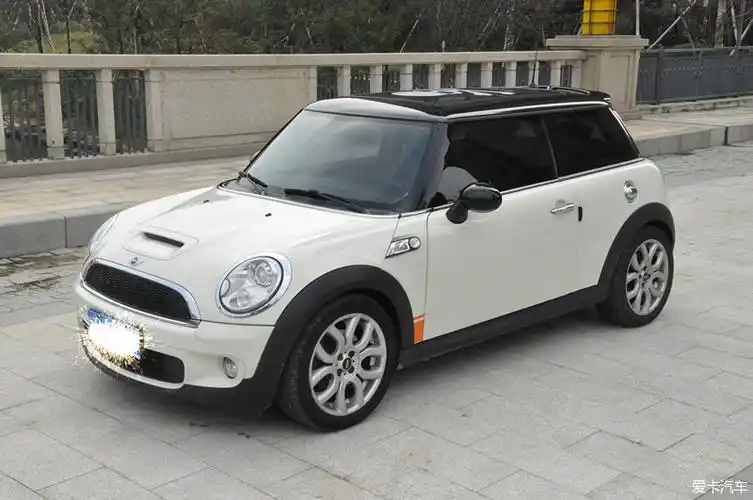 【包过户】宝马minicoupe1.6t 白色 白