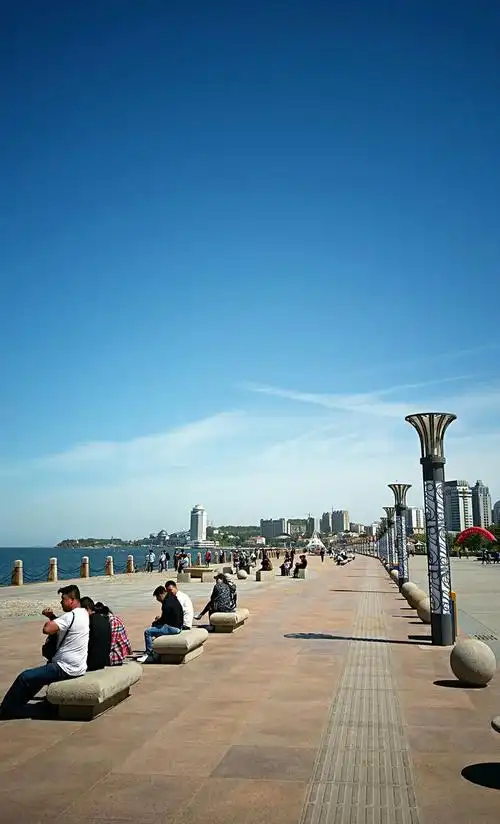 山东省烟台市芝罘区滨海广场