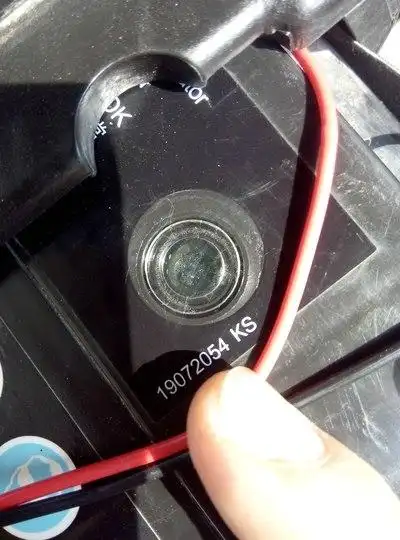 数时候电眼黑色这次变成绿色