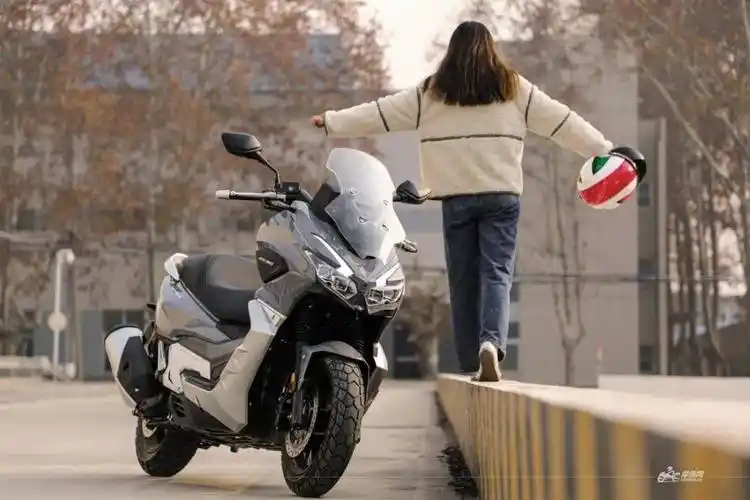 国产硬核拉力踏板大阳v锐adv350测评