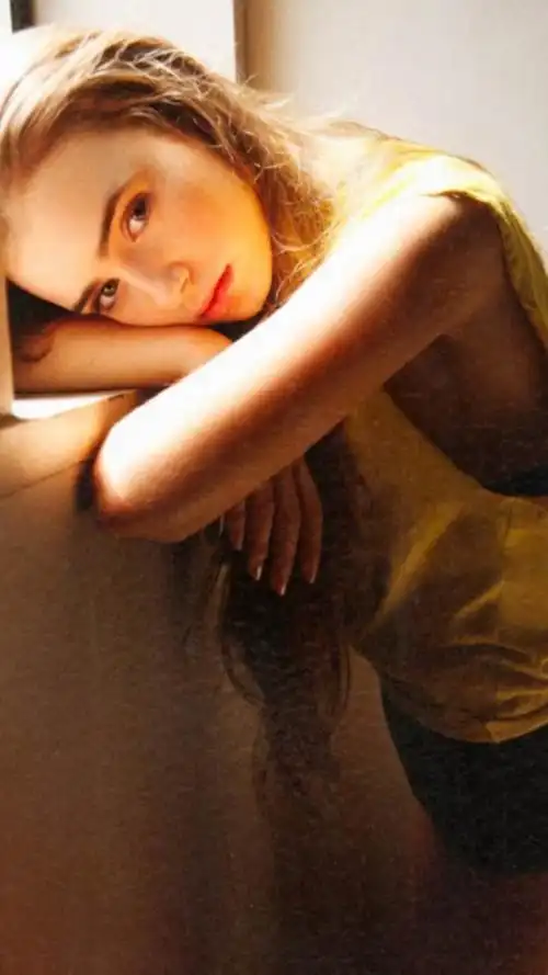 4欧美女生人气手机壁纸,你最中意的都在这里!