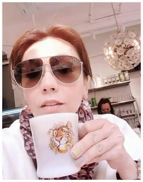 陈洁仪:唱歌是一辈子的热爱,跟随内心的声音,感受音乐的魅力_生活_演