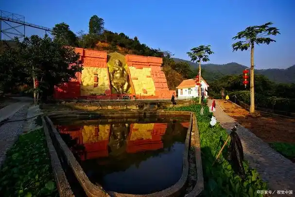 位于安溪县尚卿乡尤俊村,是集农业观光,休闲,娱乐为一体的旅游景区