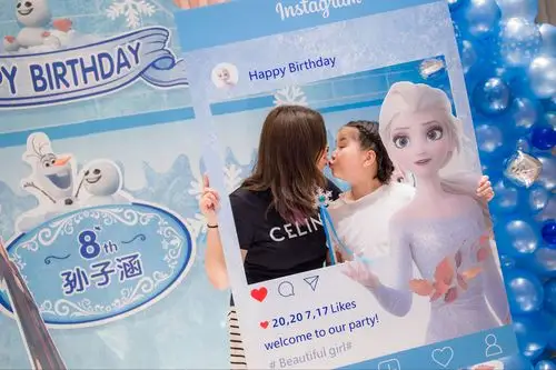 武汉店周汇报《冰雪奇缘》主题生日会