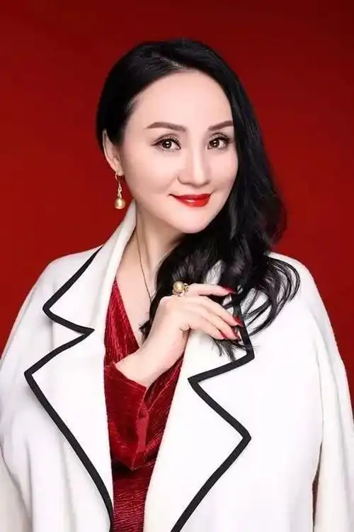 李梅一秦腔表演艺术家国家一级演员