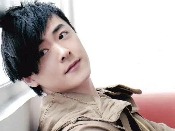 洪卓立写真-1600x1200.253k.高清大图-明星写真馆n63.com