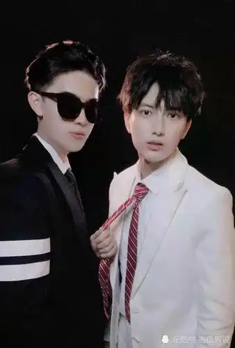 林锡和郝一点人设崩了19岁月入20万霸道总裁小娇妻被嘲土气十足