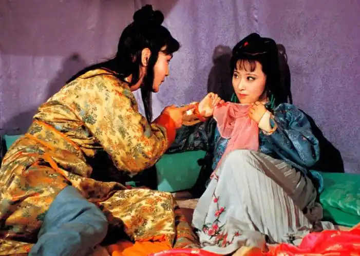 【再读红楼】第19回:宝玉苦留袭人情逗黛玉