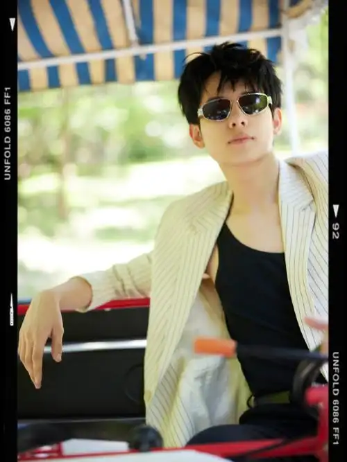 胡先煦都市假日写真