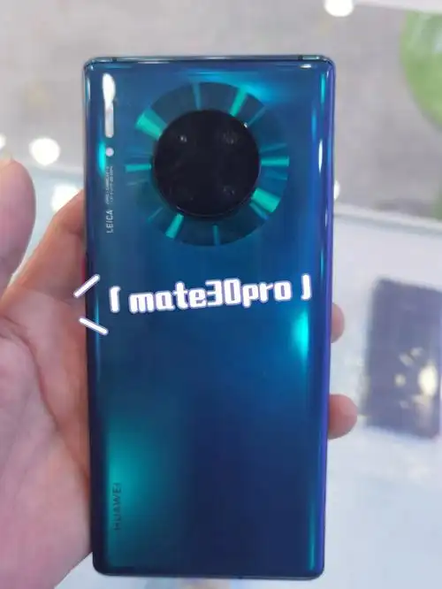 华为mate30pro 5g,8 128g麒麟990处理器,鸿蒙系统加持,原价快7xxx的