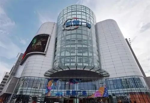 2012年9月开业的凯德广场·武胜是武汉首个外资投资的商业综合体