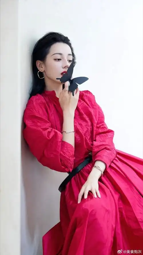 迪丽热巴造型 mixwei#破茧成蝶的圣女迪丽热巴!