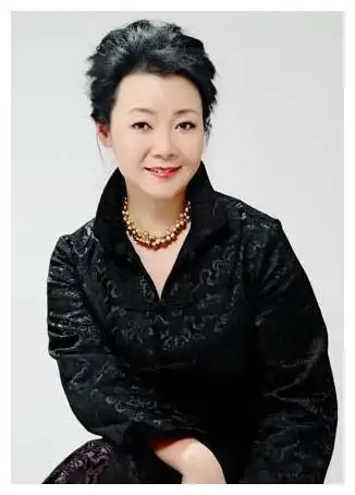 丈夫用258元把她娶走,还甘当"家庭妇男",萨日娜:选对了人!