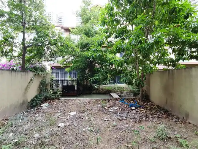 实地常春藤别墅