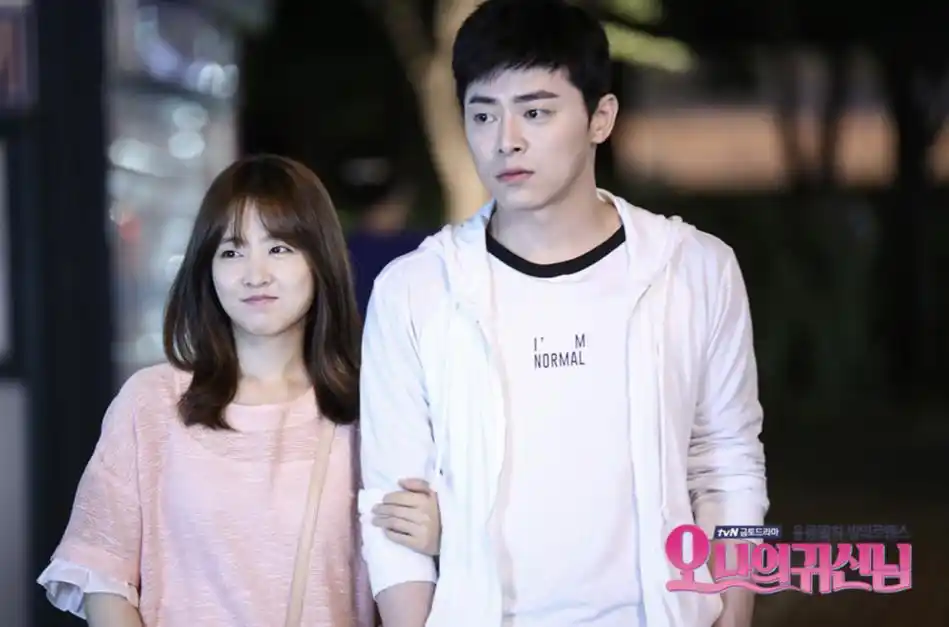 盘点朴宝英历年6位绯闻男友与朴炯植的狗狗cp太配