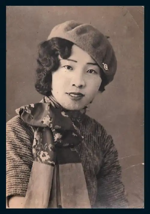 1281 民国潘玉良老照片一张