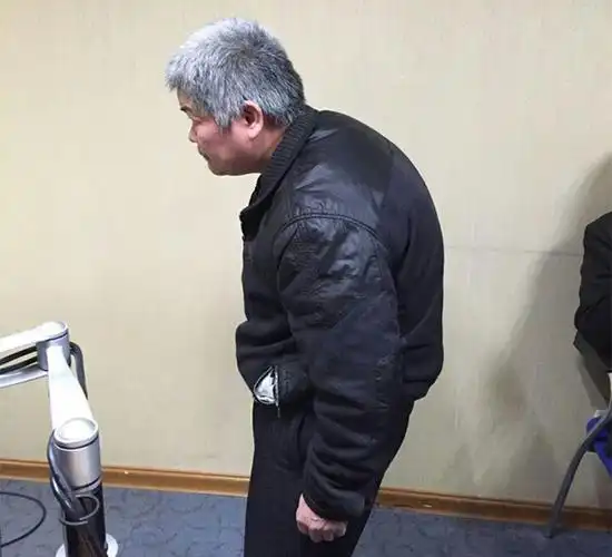 "驼背"也会致老人失明