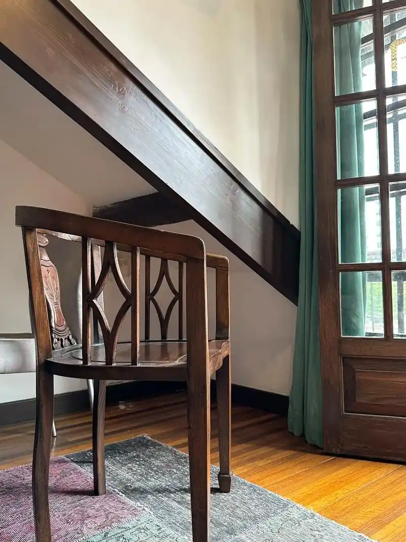 上海老弄堂里的旧时光.岁月的痕迹#老洋房 #民国建筑 #老物 - 抖音