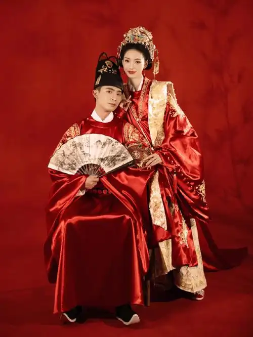 看了n遍依旧喜欢的汉服婚纱照