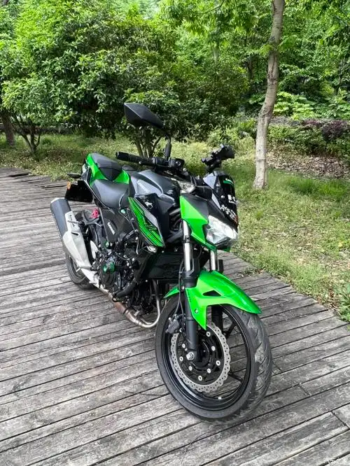 转让21款川崎z400基本全新已转