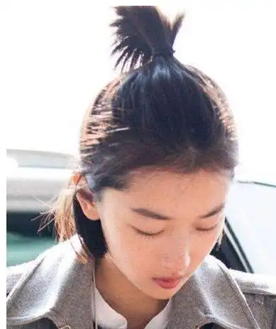 短头发怎么扎头发好看又简单短头发怎么扎好看又简单图解