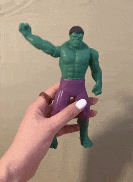 当绿巨人开始自由转体,加特林变成了泡泡机,所有成年人都笑出了鸡叫!