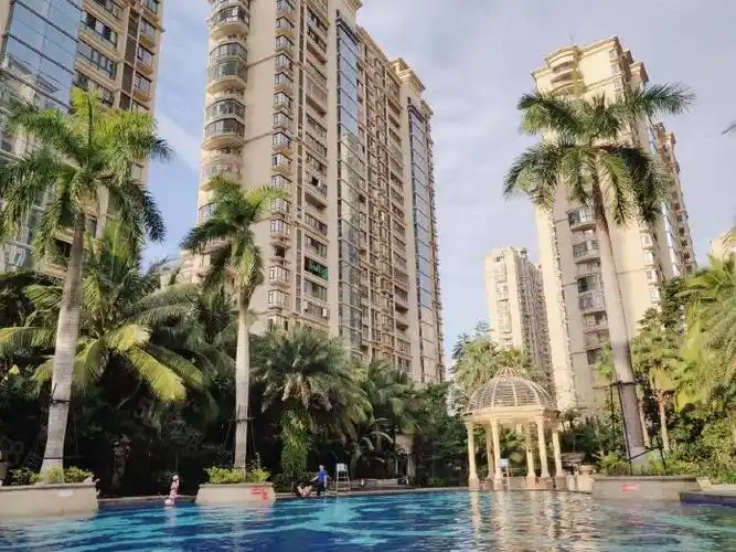 国瑞城名仕苑高层2房精装业主好说话看房再谈