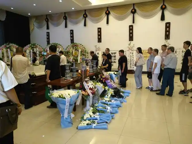 伊蕾姐追悼会于今日上午10点在天津市第一殡仪馆"仙苑厅"隆重举行!