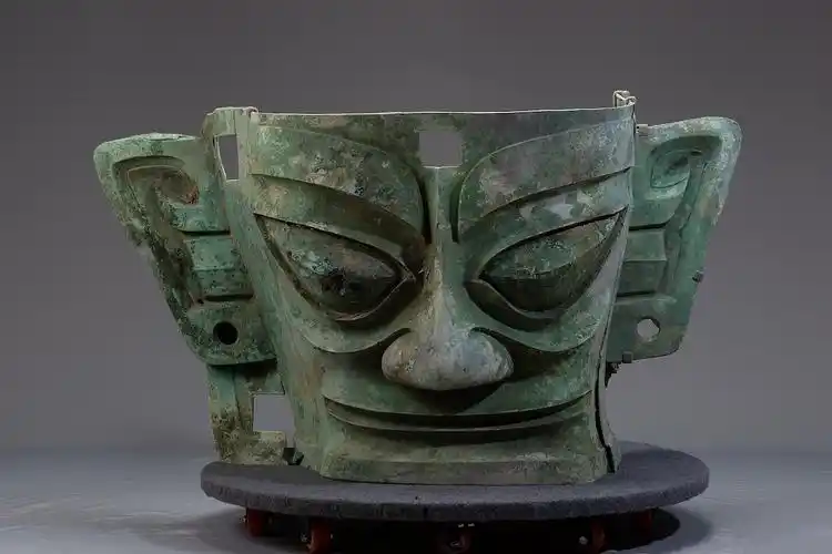 年四川广汉三星堆遗址三号祭祀坑出土 四川省文物考古研究院藏