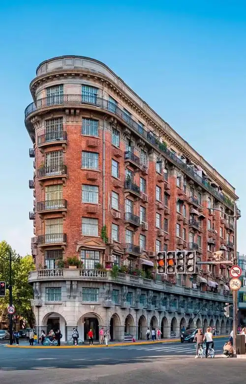 历史文化保护建筑武康大楼已经蝶变为上海文旅产业的金名片