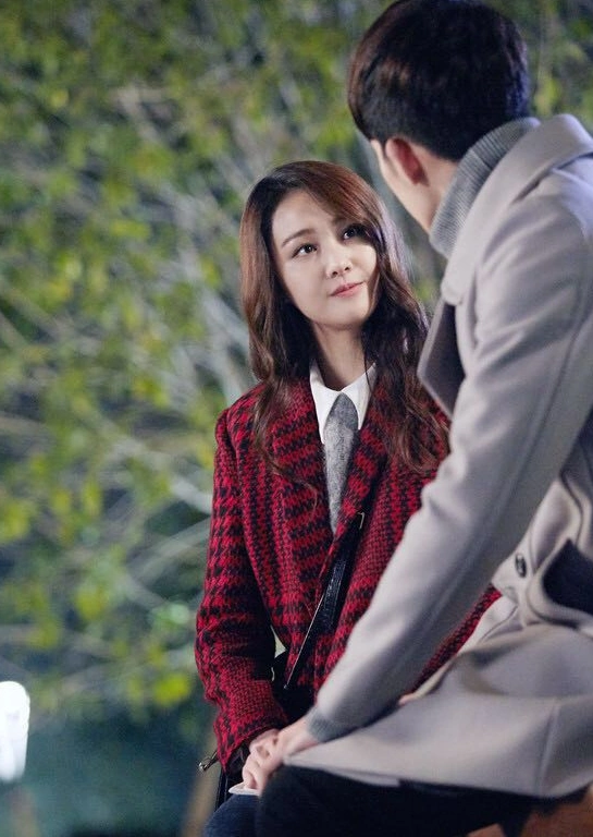 《相爱穿梭千年》郑爽9套造型,第2套仙气,第7套霸气!