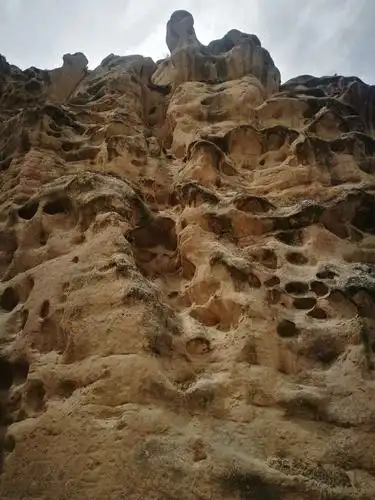 麻吾峡风蚀地貌鬼斧神工,变幻无穷