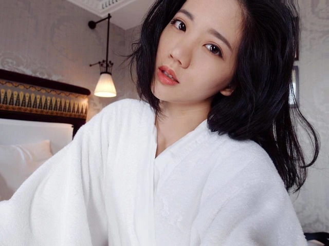 陈艾琳被爆劈腿惨遭阿翔抓奸在床-搜狐