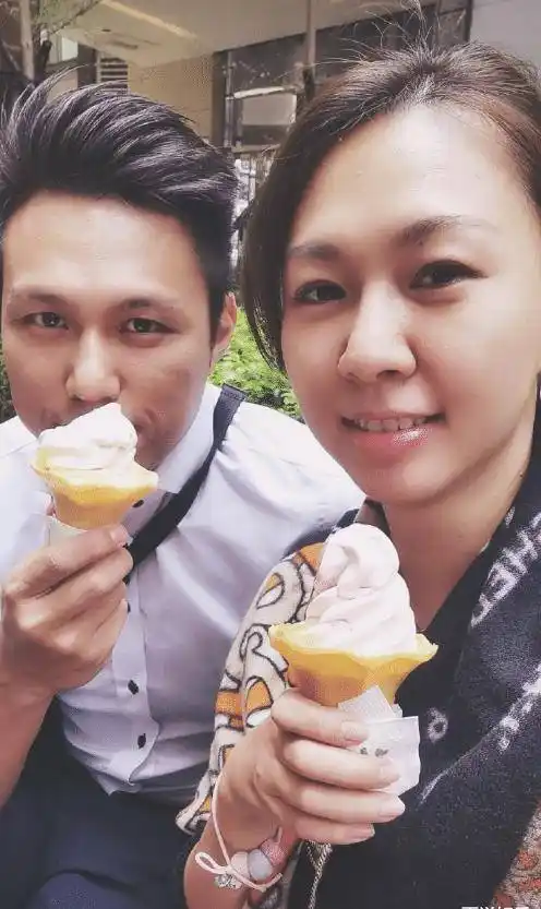 卓依婷罕见晒老公,结婚7周年,夫妻俩的庆祝方式太可爱了!