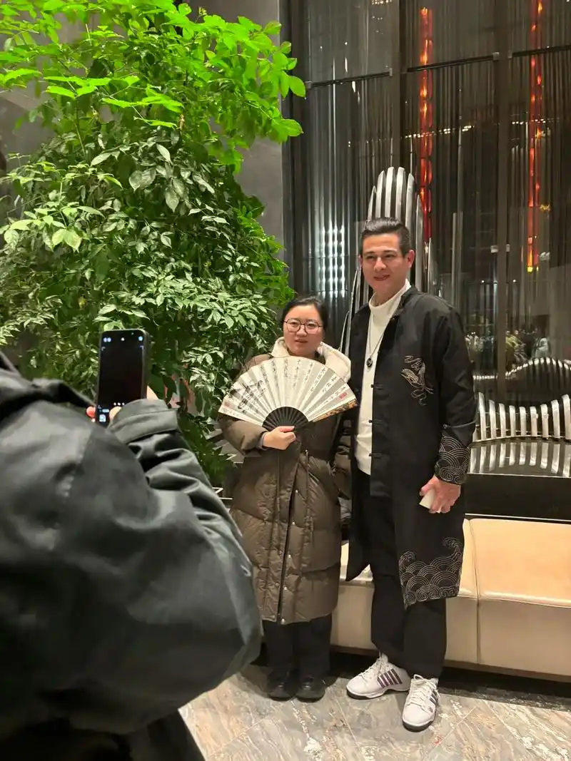 张公子李秉桦是脾气最好的演员啦.难怪小青喜欢张玉堂 - 抖音