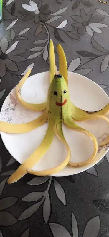 会"动"的蔬菜水果——记大四班幼儿的水果创意