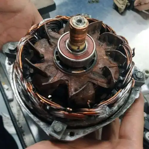 二组交流发电机拆装