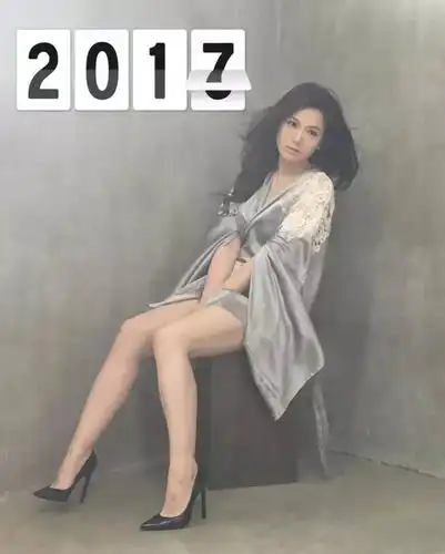 再见肥苟苟芸慧瘦身成功骚胸咬唇性感回归