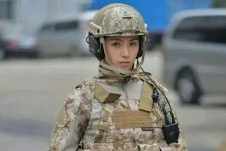 叶寸心在《我是特种兵之火凤凰》中的角色简介?